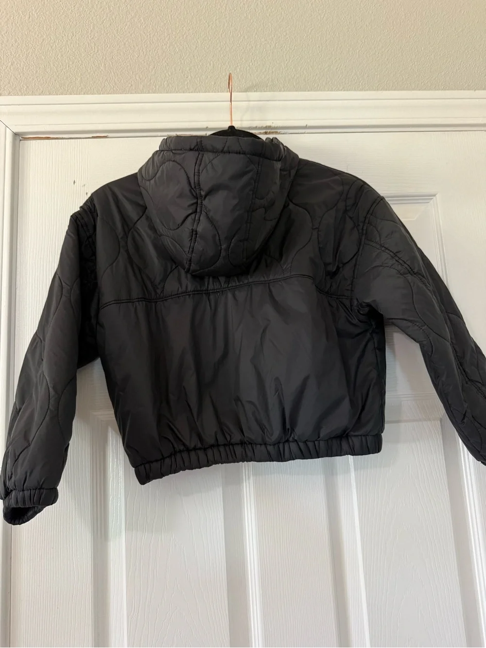 Girl’s Old Navy Quilted Hooded Jacket - Black (8)